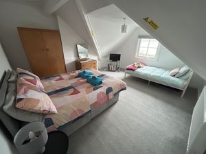 Photo 43- click for photo gallery